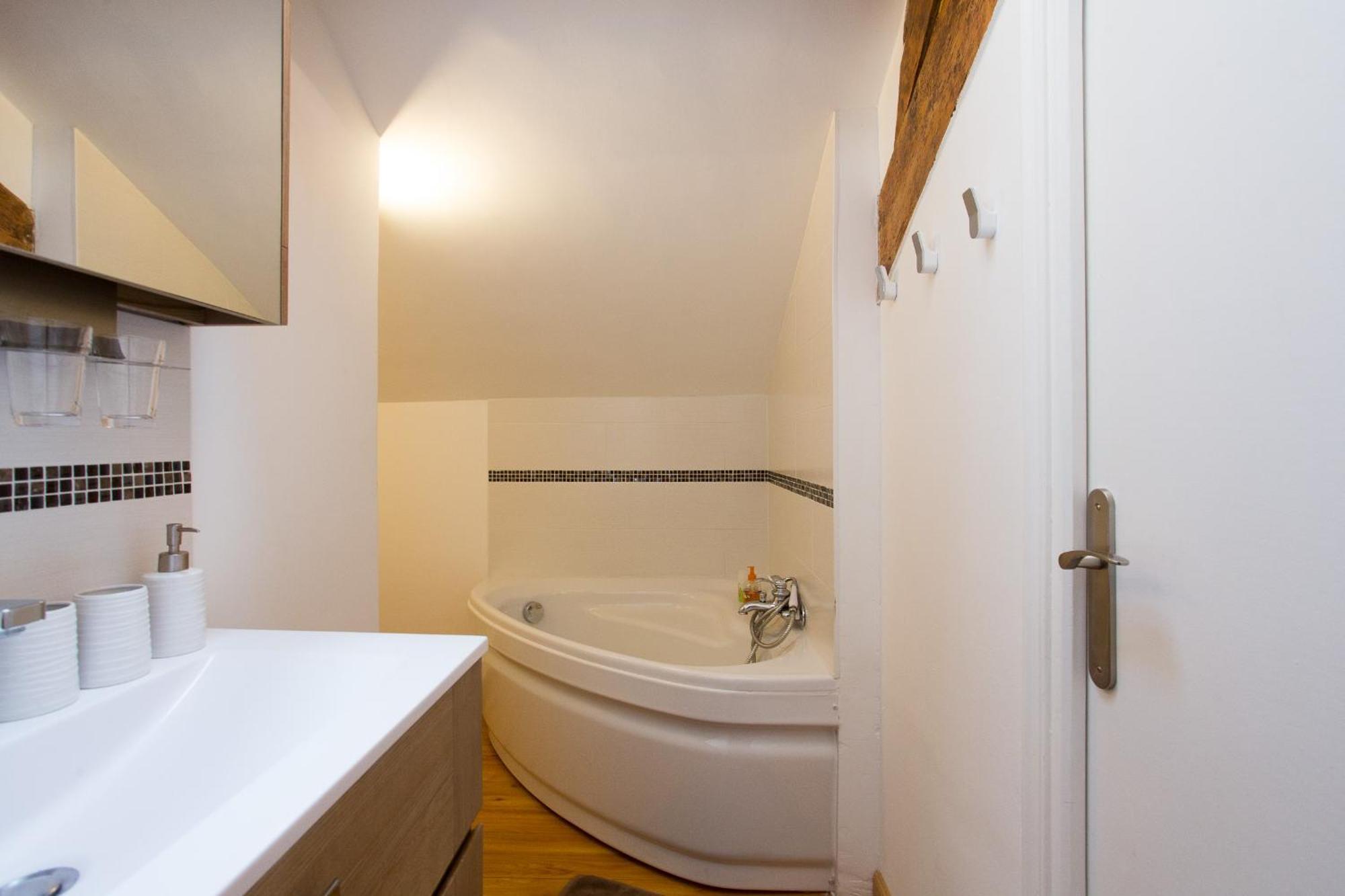 Lb Vacation Rentals I Big Loft 107M2, 10Min Walk To Palais Des Festivals Cannes Exterior photo